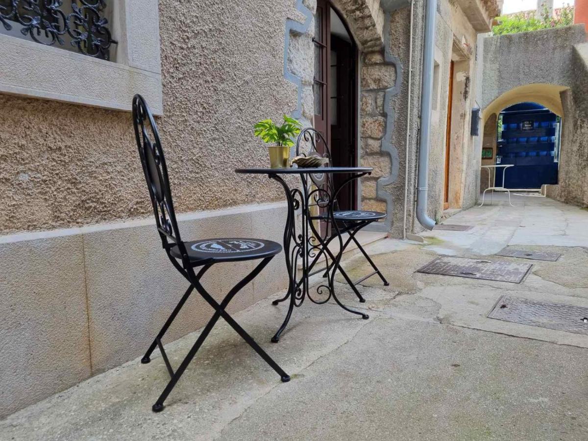 Apartman Ivano Cres Exterior foto
